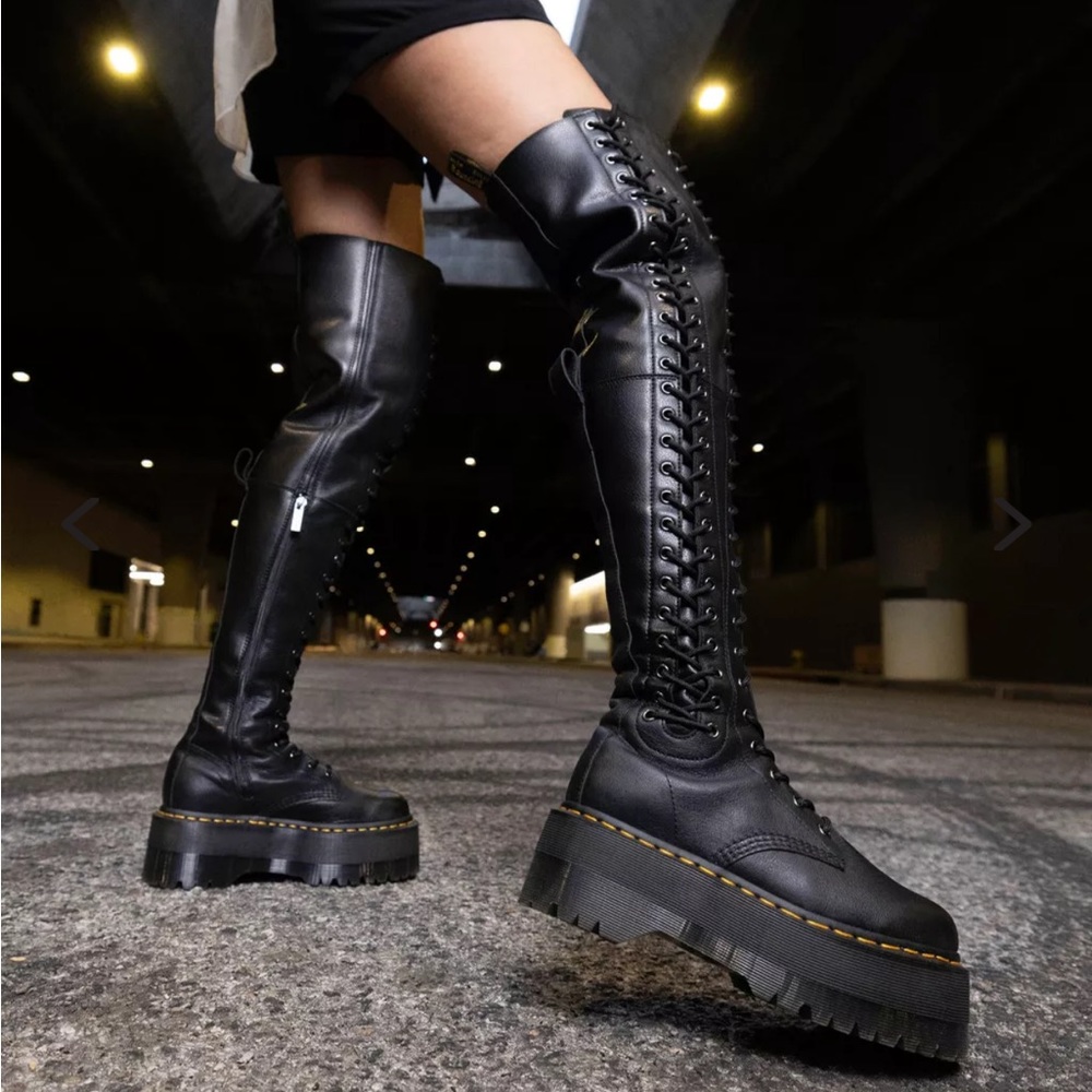 RARE Dr. Martens AZREYA MAX LEATHER 26EYE Over the Knee PLATFORM BOOTS